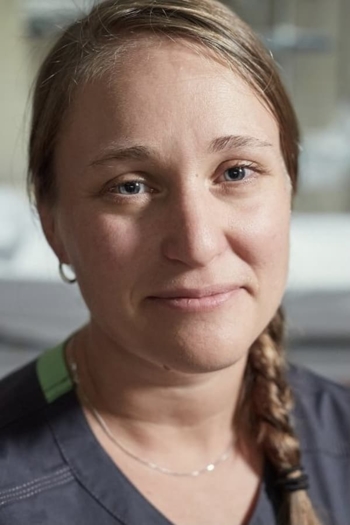 Actor Jennifer Hanks