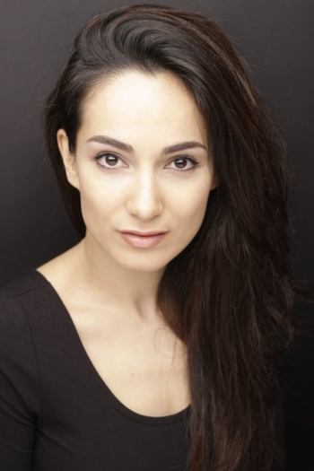 Actor Aslı Bayram