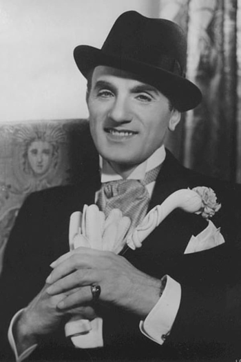 Actor Arthur Tracy