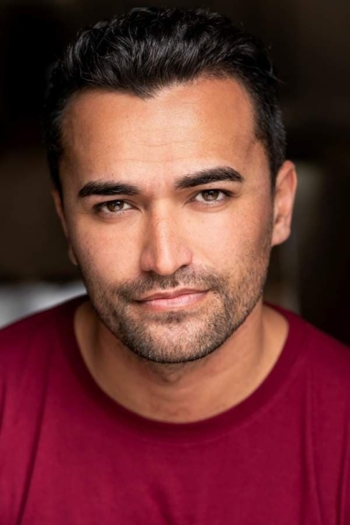 Actor James Jennings