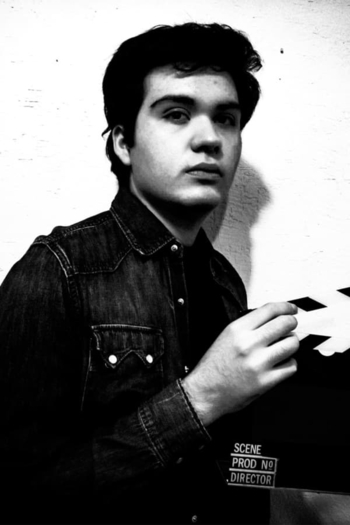 Actor Carlos Puentes