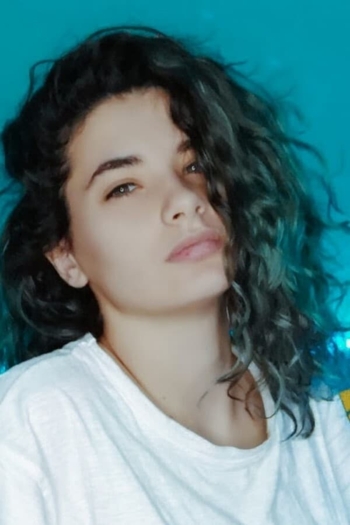 Actor Elena Vallecce