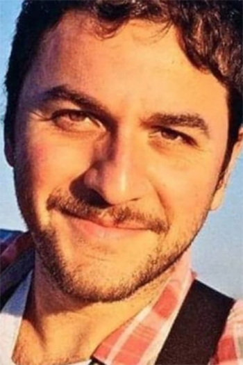 Actor Bruno Santamaría Razo