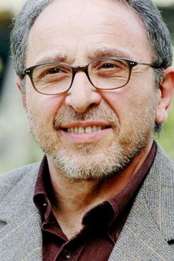 Actor Ernesto Mahieux