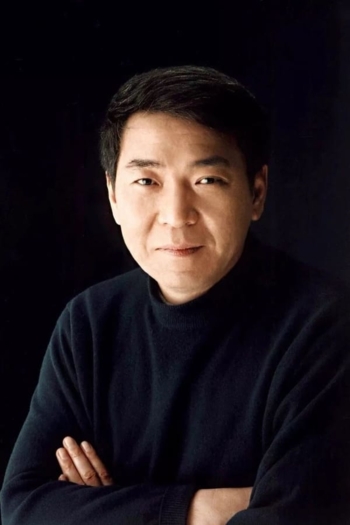 Film director Xiaolong Zheng