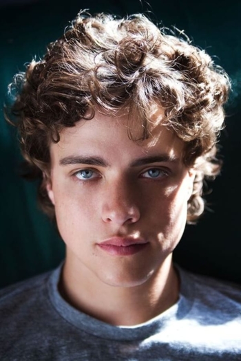 Actor Douglas Smith