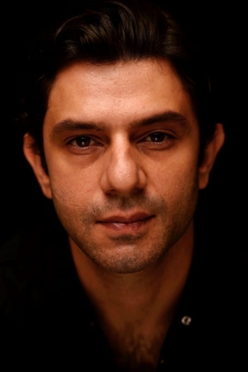 Actor Arjun Mathur