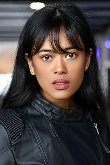 Actor Victoria Sawal