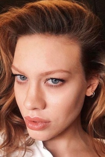 Actor Aleksandra Linda