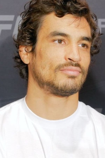 Actor Kron Gracie