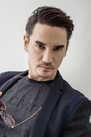 Actor Nopachai Jayanama