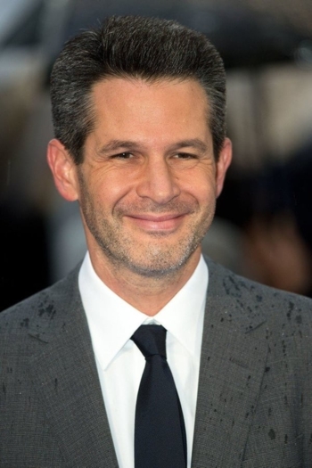 Actor Simon Kinberg