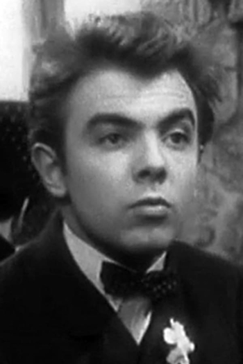 Actor Robert Auboyneau