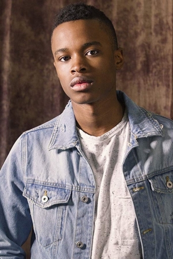 Actor Agape Mngomezulu