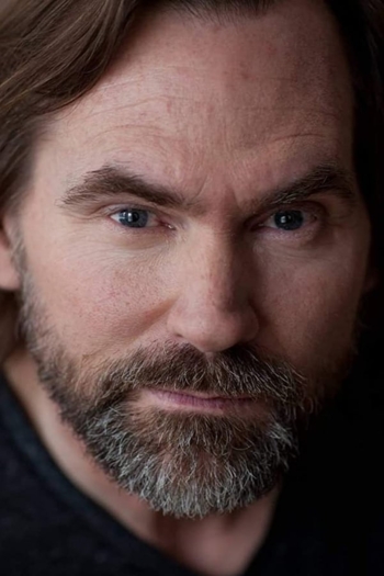 Actor David Anthony Marshall