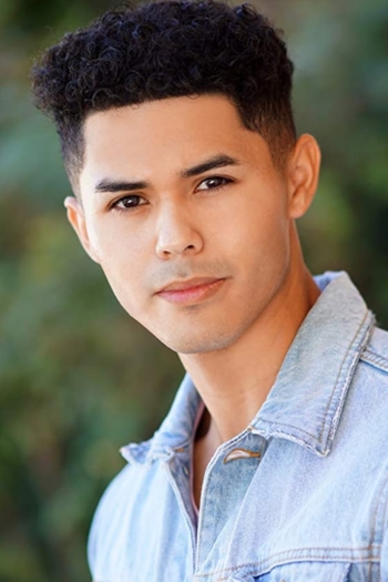 Actor Jeremy Becerra