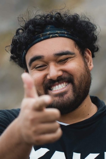 Actor Meshach Kirifi