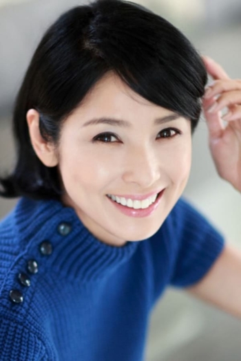 Actor Hitomi Kuroki