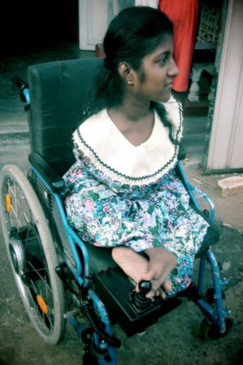 Actor Dulanjalie Ariyathilake