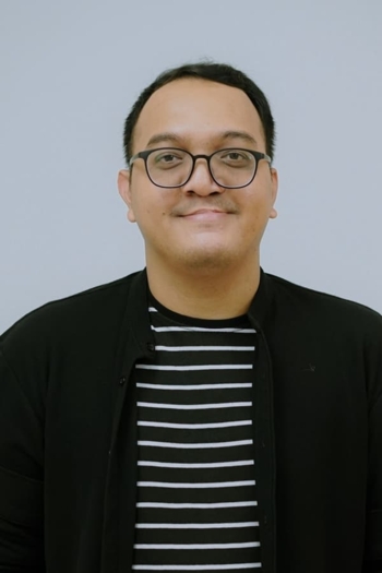 Film director Gin Teguh