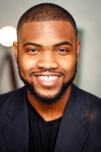 Actor Tobi Bamtefa