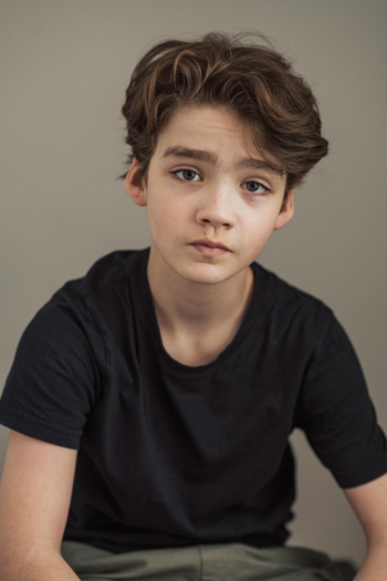 Actor Flynn Gray