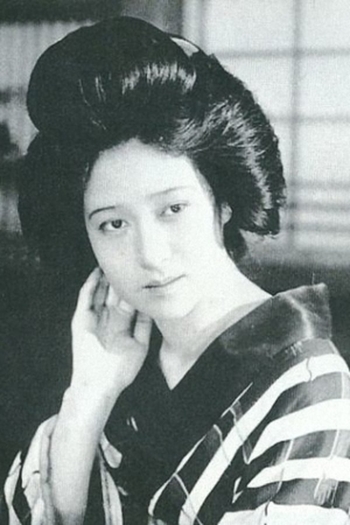 Actor Kinue Utagawa