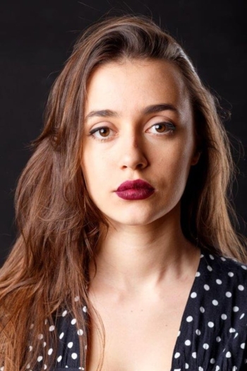 Actor Claudia Caneda