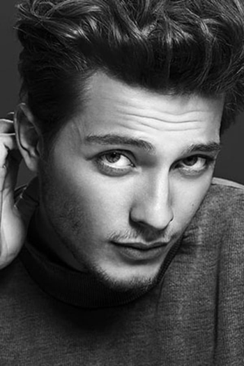 Actor Burak Tozkoparan