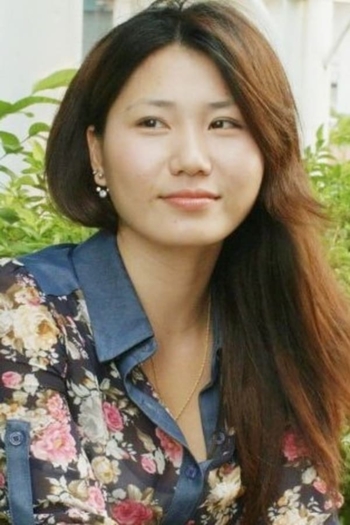 Actor Annie Nguyen
