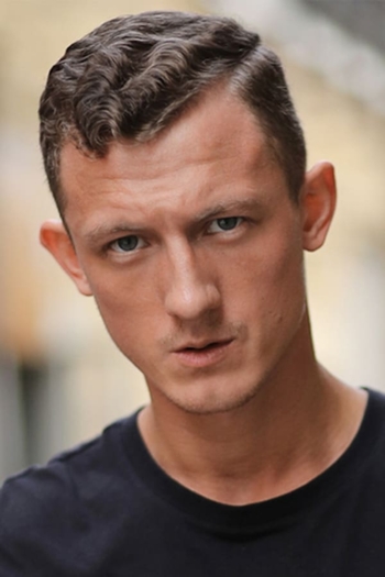 Actor Aidan Knight