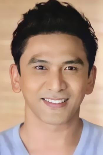 Actor Natthawut Skidjai