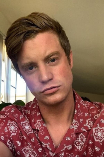 Actor Daniel Skelton