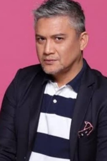 Actor Andoy Ranay