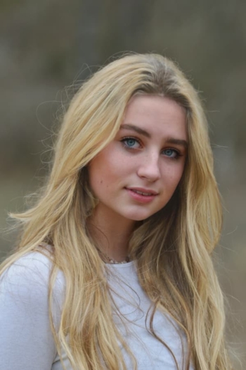Actor Olivia Langer