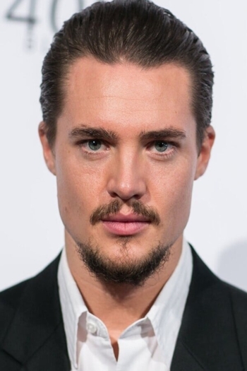 Actor Alexander Dreymon