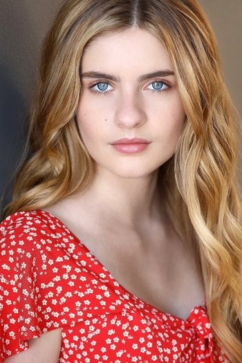 Actor Taylor Ann Thompson