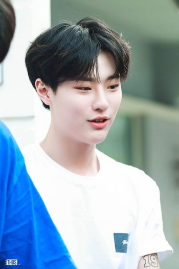 Actor Cho Seung-youn