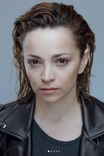 Actor Teona Dolnikova