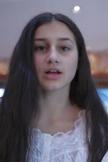 Actor Alexa Ciminera