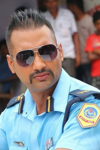 Actor Nikhil Upreti
