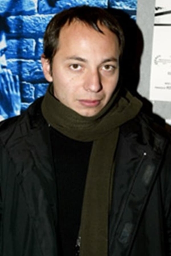 Actor Roberto Fiesco