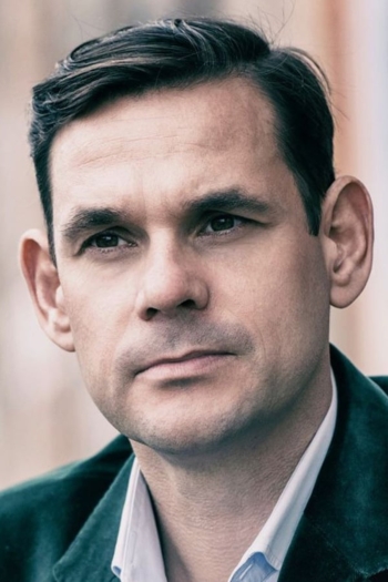 Actor Alexander Beyer