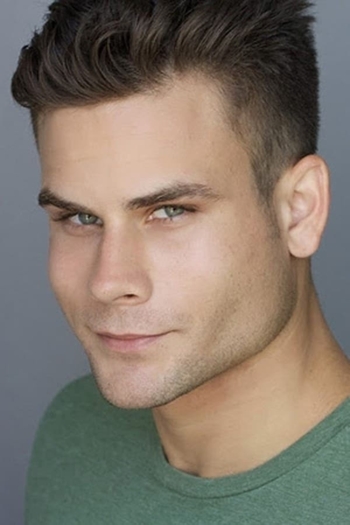 Actor Kyle Matthew Hamilton