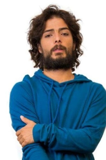 Actor Raphael Pompeu