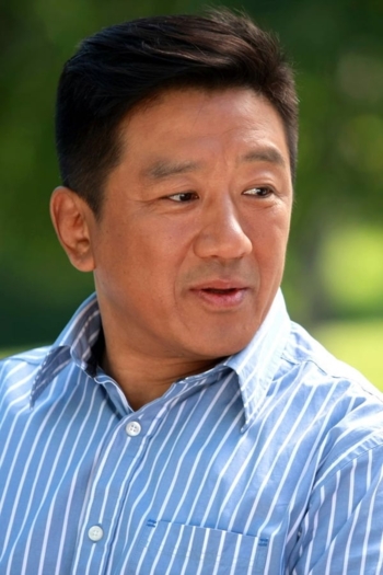 Actor Ding Yongdai