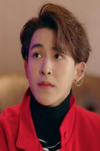 Actor First Piyangkull Saohin