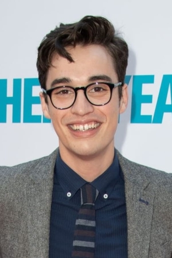 Actor Joey Bragg