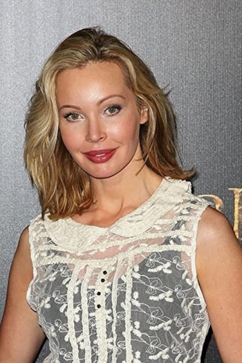 Actor Kimberley Davies