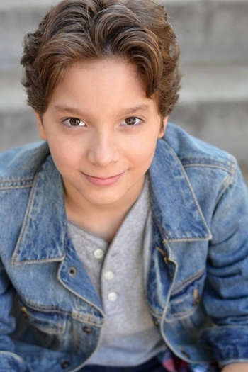 Actor Cassius DeVan